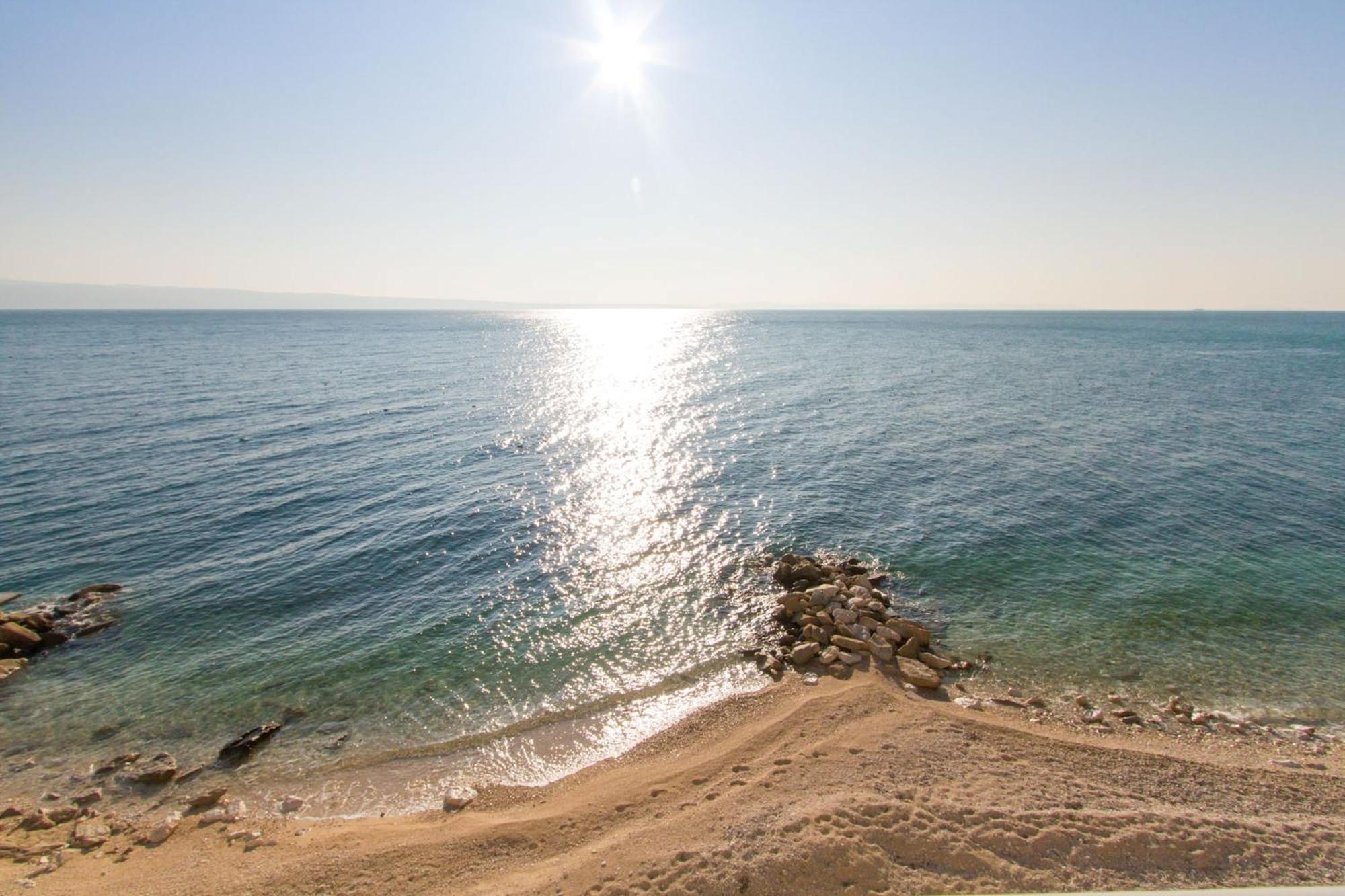 Villa Tamaris On The Beach Подстрана Екстер'єр фото